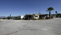 Patrician Park Estates in Yucaipa, CA - Foto de edificio - Building Photo