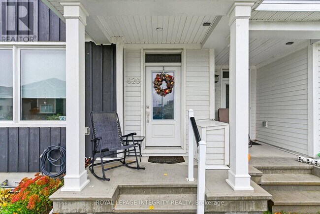 820 Bascule Pl in Ottawa, ON - Building Photo - Building Photo