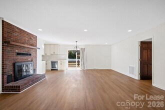 16808 Knoxwood Dr in Huntersville, NC - Building Photo - Building Photo