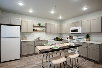 5242 Fallon St in Bozeman, MT - Building Photo - Building Photo