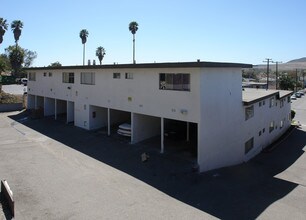 Pacific Palms Apartment Homes in Ventura, CA - Building Photo - Building Photo