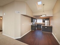 Building Photo - Arapahoe Club Apartamentos in Denver, Colorado