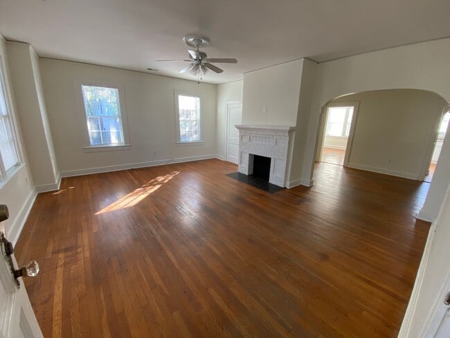 property at 29 E 34th St