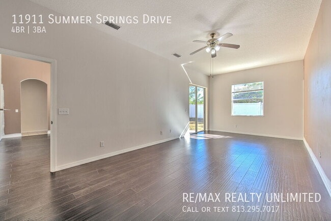 11911 Summer Springs Dr in Riverview, FL - Building Photo - Building Photo