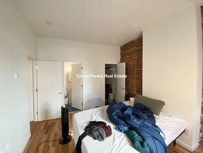 2 Curtis St, Unit 23 cortes unit 6 in Boston, MA - Building Photo - Building Photo