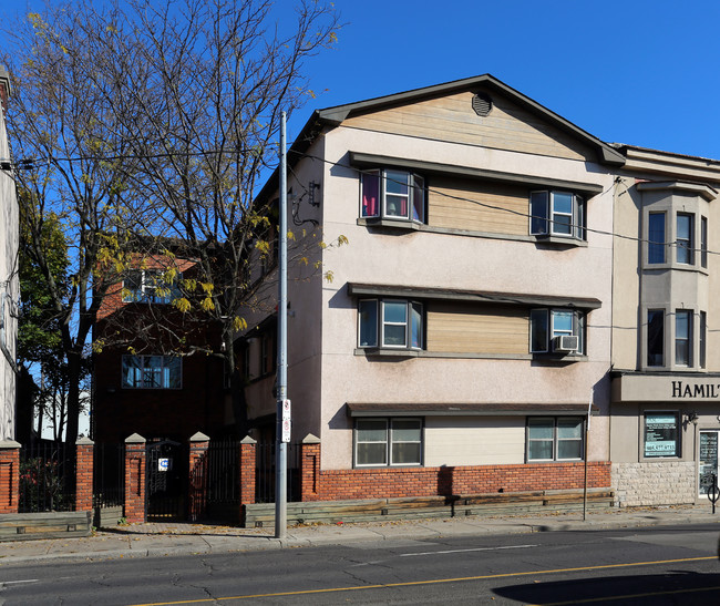 549 Barton St E in Hamilton, ON - Building Photo - Primary Photo