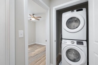 1008 Seth Dr in Staunton, VA - Building Photo - Building Photo