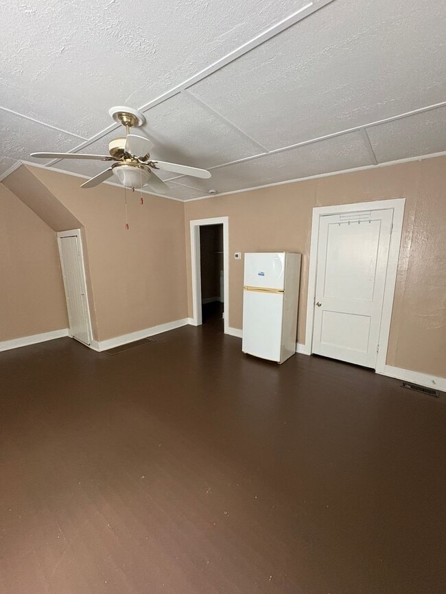 632 E 14th Ave in Bowling Green, KY - Building Photo - Building Photo