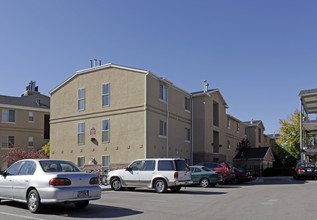 The Crestwood in Provo, UT - Building Photo - Building Photo