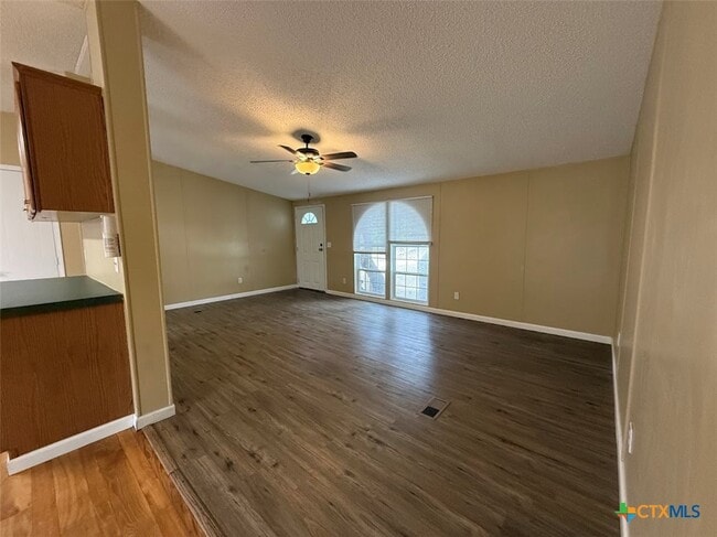 property at 136 Sonnyland Dr