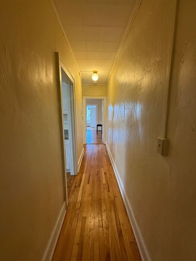 851-853-853 Wethersfield Ave in Hartford, CT - Building Photo - Building Photo