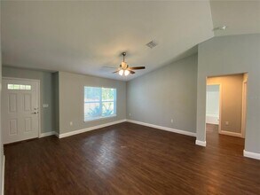 958 W Geneva Pl in Citrus Springs, FL - Building Photo - Building Photo