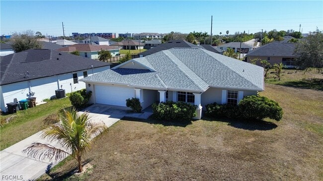 property at 526 NW 1st Ln