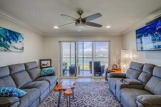 300 Intracoastal Pl in Jupiter, FL - Building Photo - Building Photo