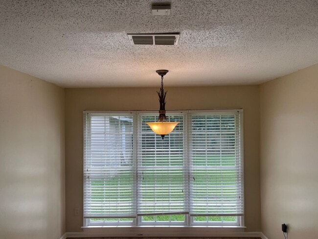 5841 Red Barn Rd in Montgomery, AL - Building Photo - Building Photo