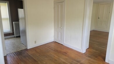 248 Elm St, Unit 4 in Montpelier, VT - Building Photo - Building Photo