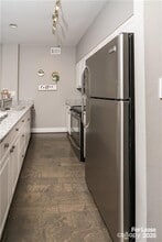 224 N Poplar St in Charlotte, NC - Building Photo - Building Photo