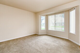 32710 3rd Pl S in Federal Way, WA - Building Photo - Building Photo