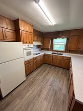 286 E Noel Dr in Cadiz, KY - Building Photo - Building Photo