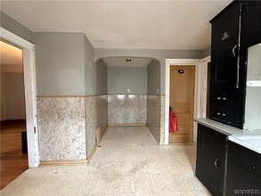 733 Lasalle Ave in Buffalo, NY - Building Photo - Building Photo