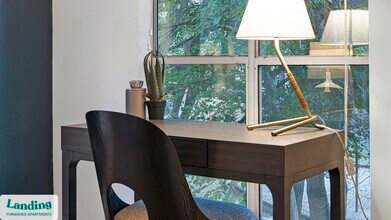 2000 E Lake Pkwy in Marietta, GA - Building Photo - Building Photo