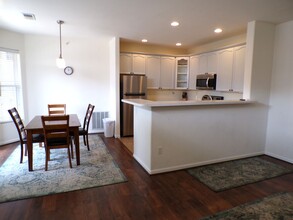 8427 S Hoyt Way in Littleton, CO - Building Photo - Building Photo