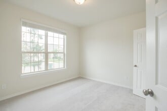 3 Pioneer Canyon Pl in Tomball, TX - Building Photo - Building Photo