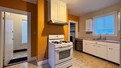 60 Park St in Somerville, MA - Building Photo - Building Photo