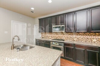 520 Glacier St in Desoto, TX - Building Photo - Building Photo