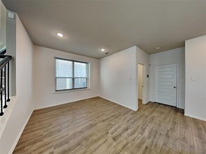 10085 Revere Dr in Providence Village, TX - Building Photo - Building Photo