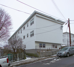 26-28 Odd St in Fall River, MA - Foto de edificio - Building Photo