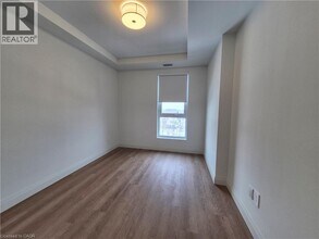 1333 Weber St E in Kitchener, ON - Building Photo - Building Photo