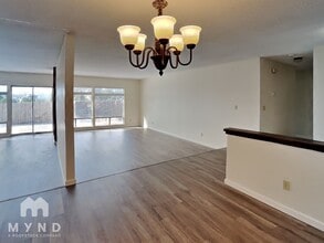 1290 Stardust St in Reno, NV - Building Photo - Building Photo