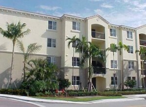 3 Renaissance Way, Unit 111 in Boynton Beach, FL - Building Photo - Building Photo