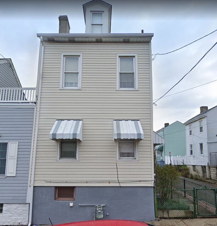 4663 Gangwish St in Pittsburgh, PA - Building Photo