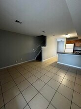 230 Mousas Way in Lexington, KY - Foto de edificio - Building Photo