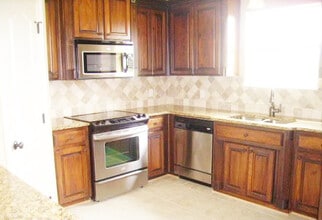 508 Falling Water Cir in Bossier City, LA - Building Photo - Building Photo