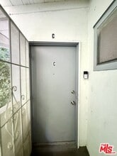 226 S Gale Dr in Beverly Hills, CA - Building Photo - Building Photo