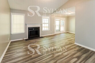 3052 Caliente Ln in Rex, GA - Building Photo - Building Photo