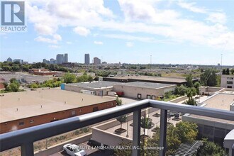 181 Village Green Square in Toronto, ON - Building Photo - Building Photo