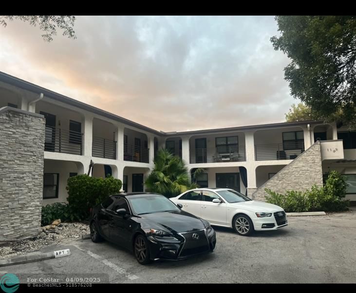 1109 E Broward Blvd in Fort Lauderdale, FL - Foto de edificio