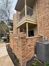 1515 Sandy Springs Rd in Houston, TX - Building Photo - Building Photo