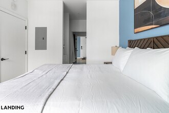 221 E Oak St, Unit 315 in Bozeman, MT - Building Photo - Building Photo