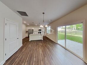 1033 Bluewater Dr in Nashville, TN - Foto de edificio - Building Photo