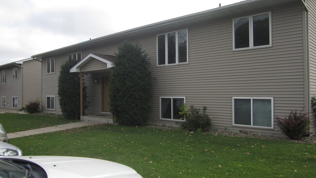 Balcerzak Edge Townhomes in Mankato, MN - Building Photo - Building Photo