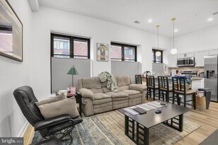 1415 Locust St in Philadelphia, PA - Building Photo