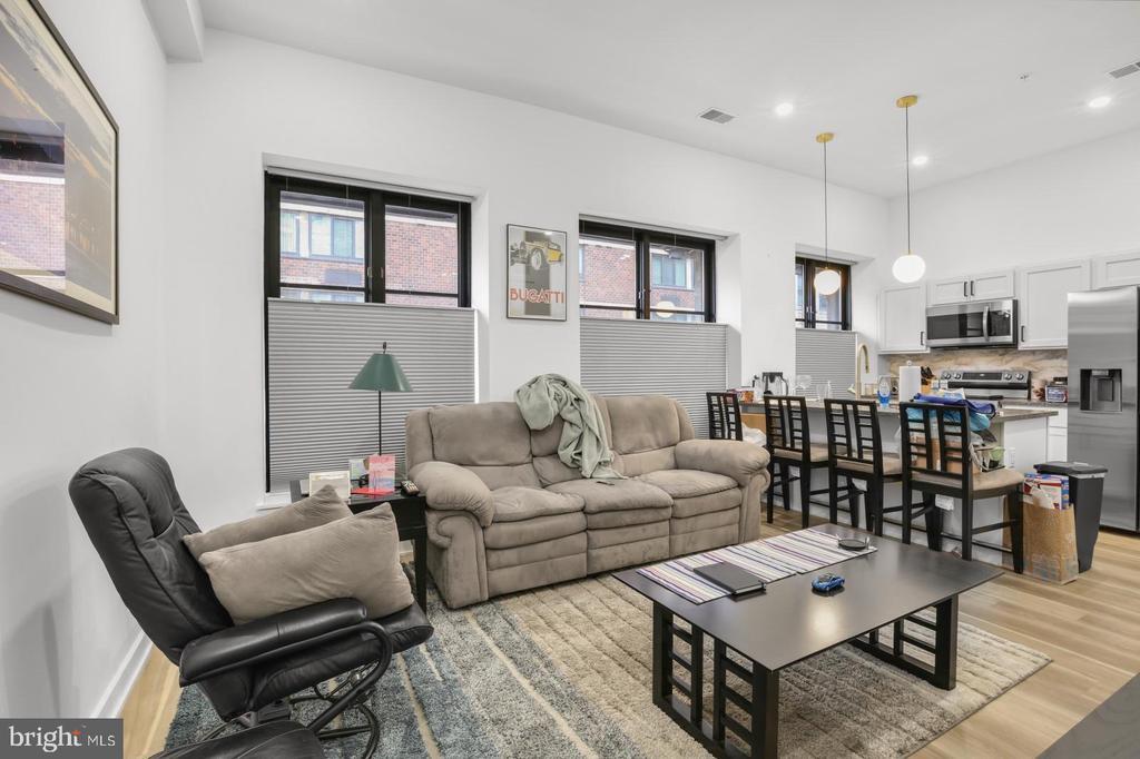 1415 Locust St in Philadelphia, PA - Building Photo