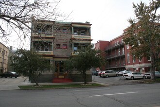 Dakota Condos in Denver, CO - Building Photo - Building Photo