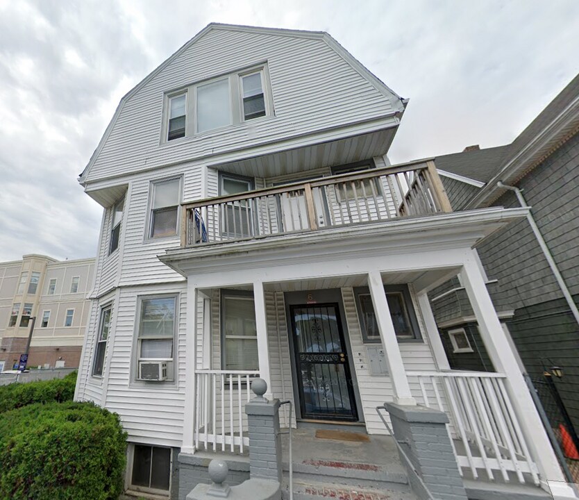 6 Bowdoin Park, Unit 1 in Boston, MA - Building Photo