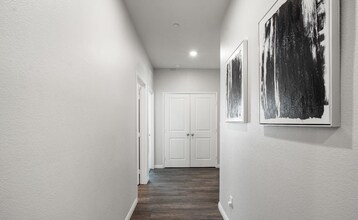 10207 Yukon River Ave in Bakersfield, CA - Building Photo - Building Photo
